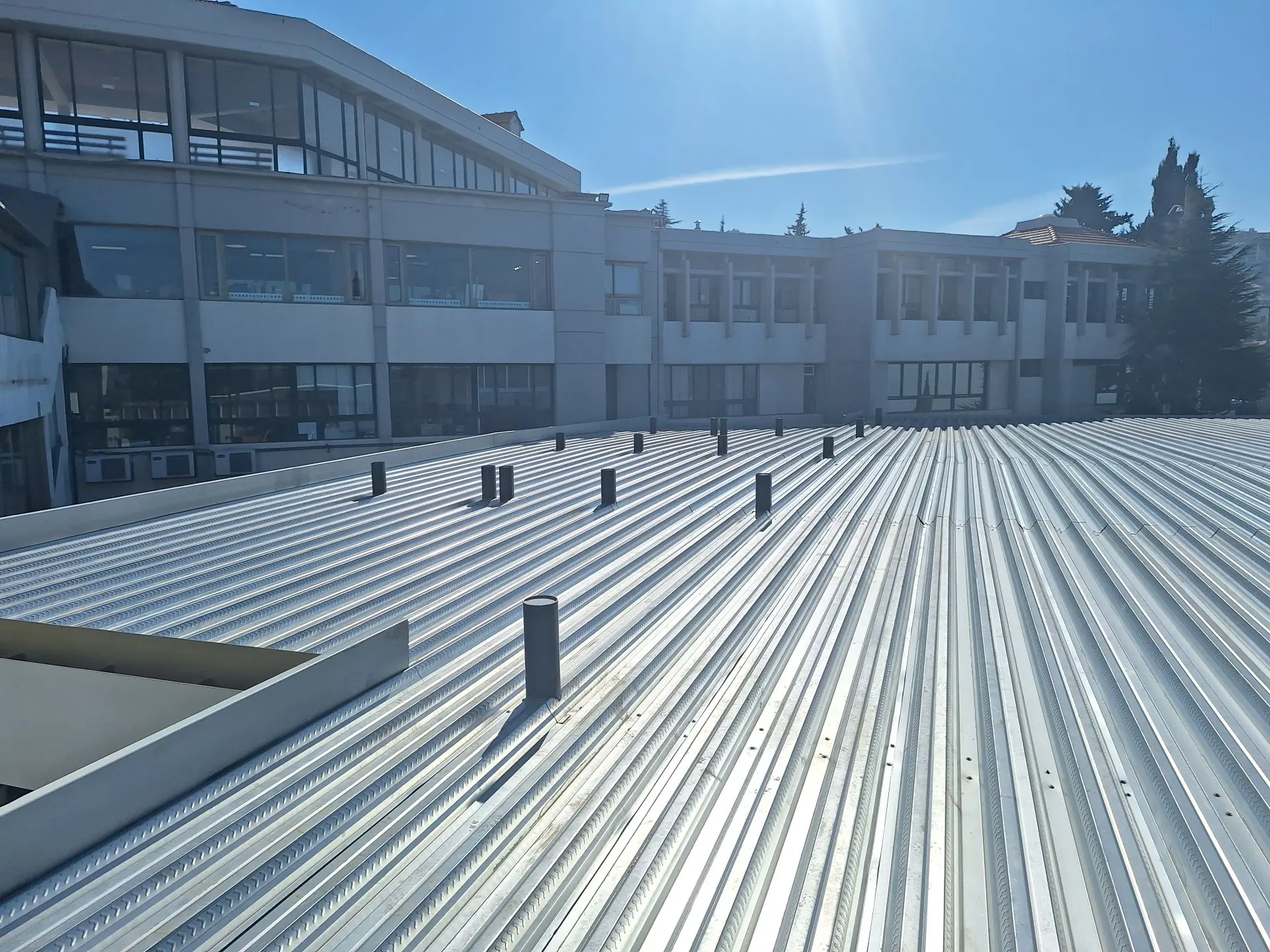 Structural Steel Roof for School Sports Field